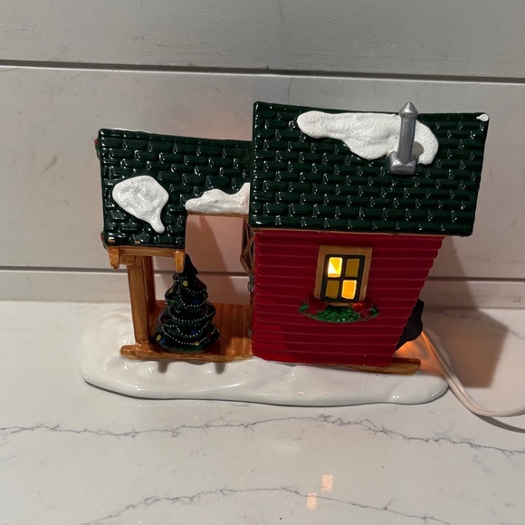 Snow Village Other - Charming Red and Green Holiday House Decor